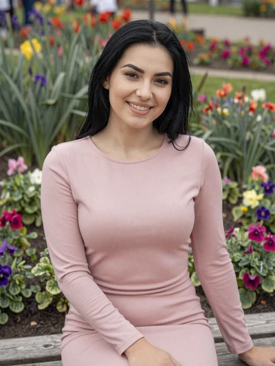 Elena, 28, from Cluj-Napoca - Romanian woman on trusted dating platform for serious matches